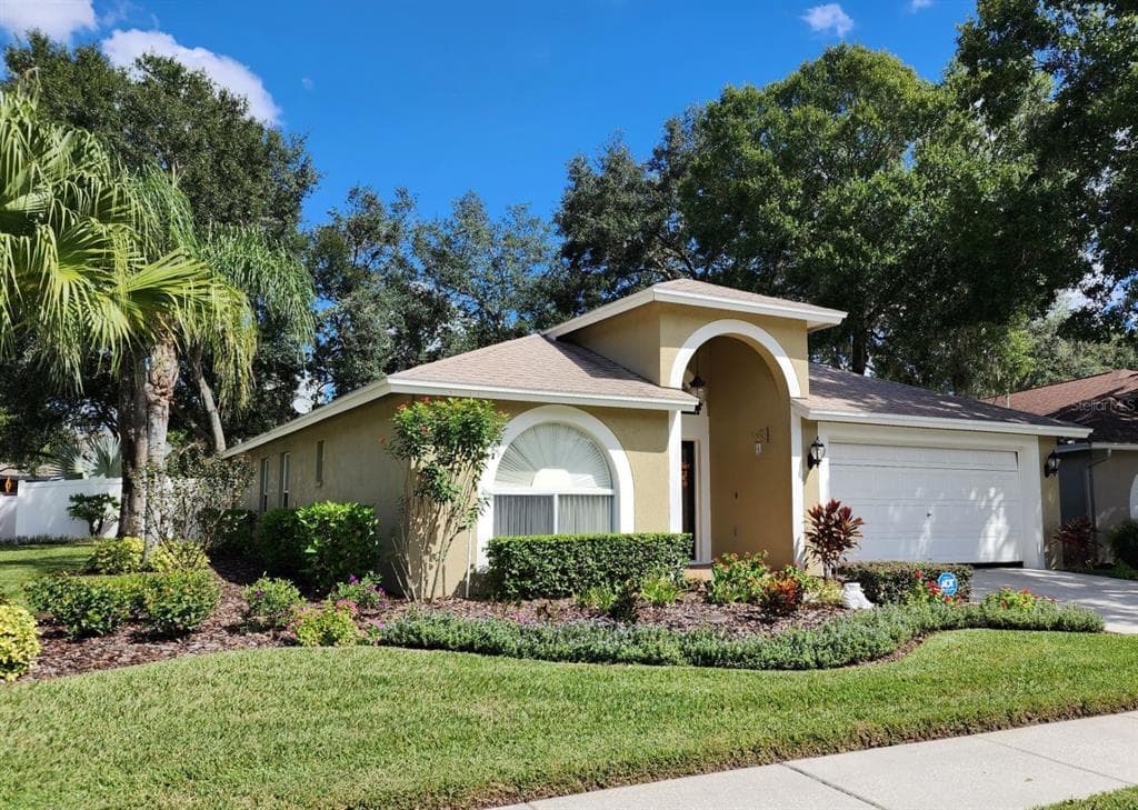 4502 PRESTON WOODS DRIVE VALRICO, FL 33596