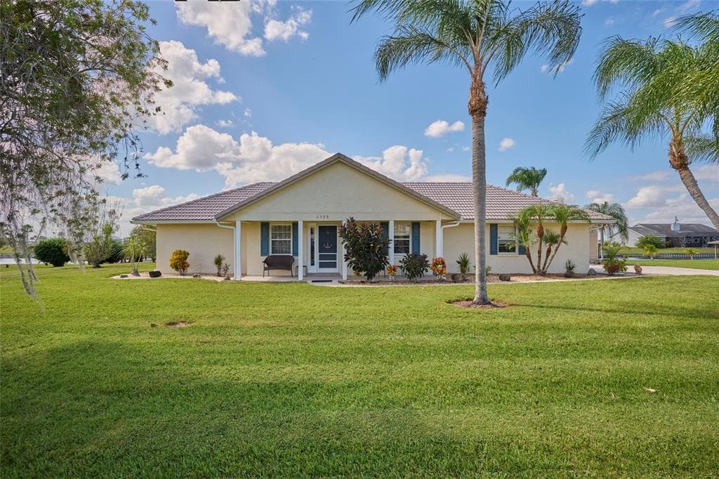 6308 N AVOCADO DRIVE INDIAN LAKE ESTATES, FL 33855