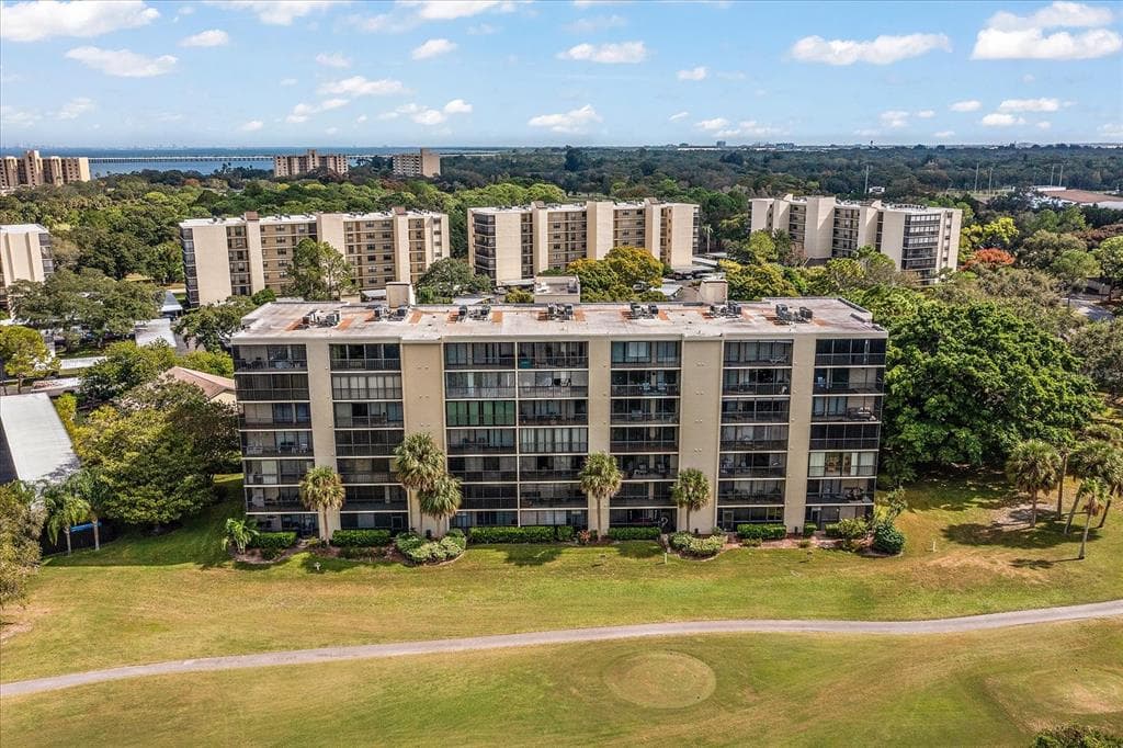 3200 COVE CAY DRIVE UNIT 3G CLEARWATER, FL 33760