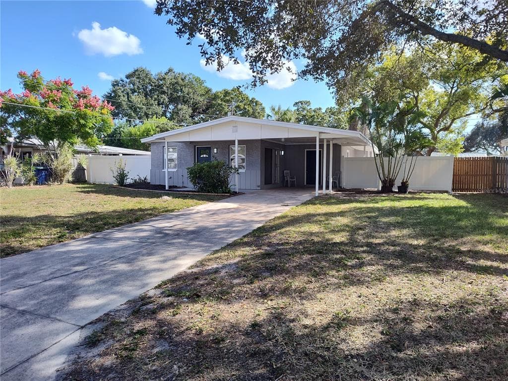 9346 89TH AVENUE SEMINOLE, FL 33777