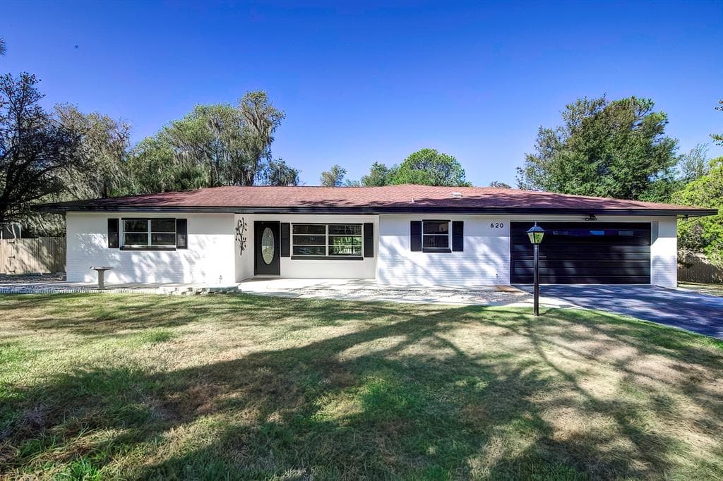 620 N MCGOWAN AVENUE CRYSTAL RIVER, FL 34429
