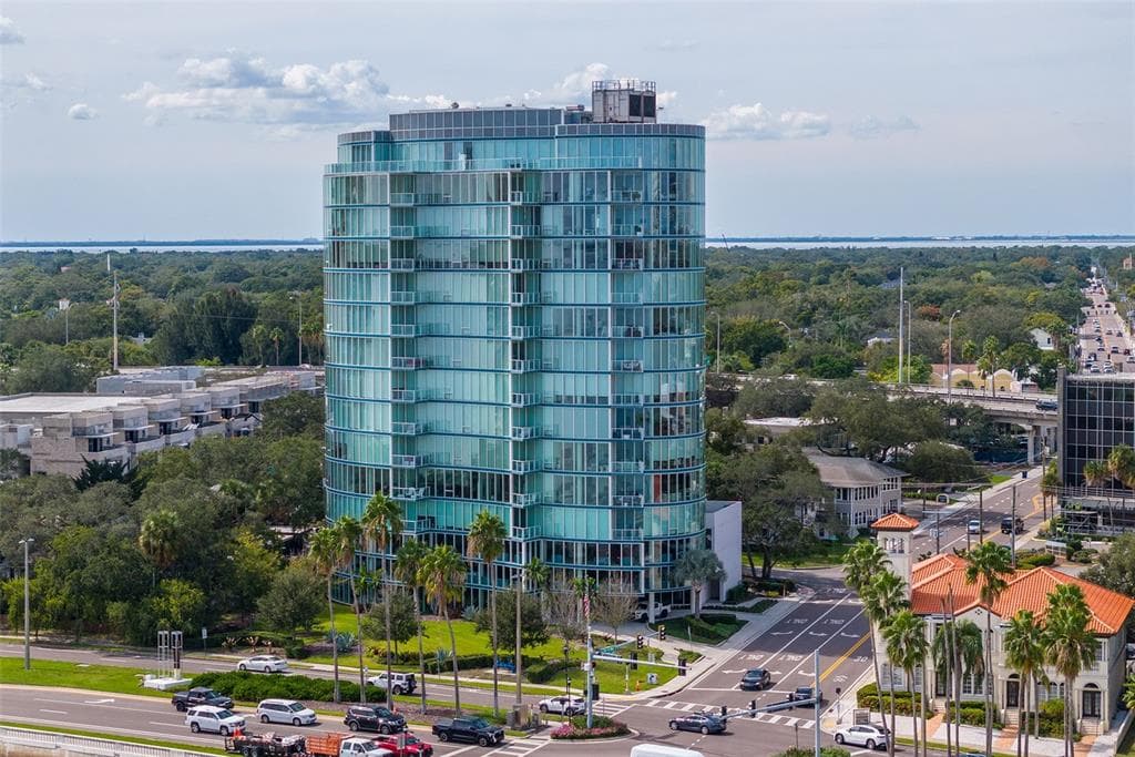 2900 W BAY TO BAY BOULEVARD UNIT 1403 TAMPA, FL 33629