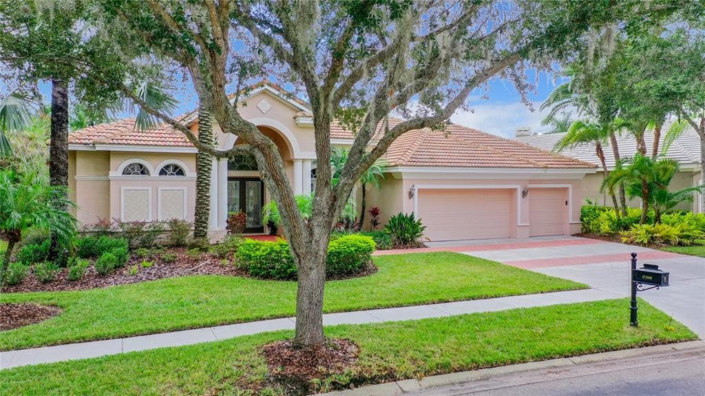 17208 BROADOAK DRIVE TAMPA, FL 33647