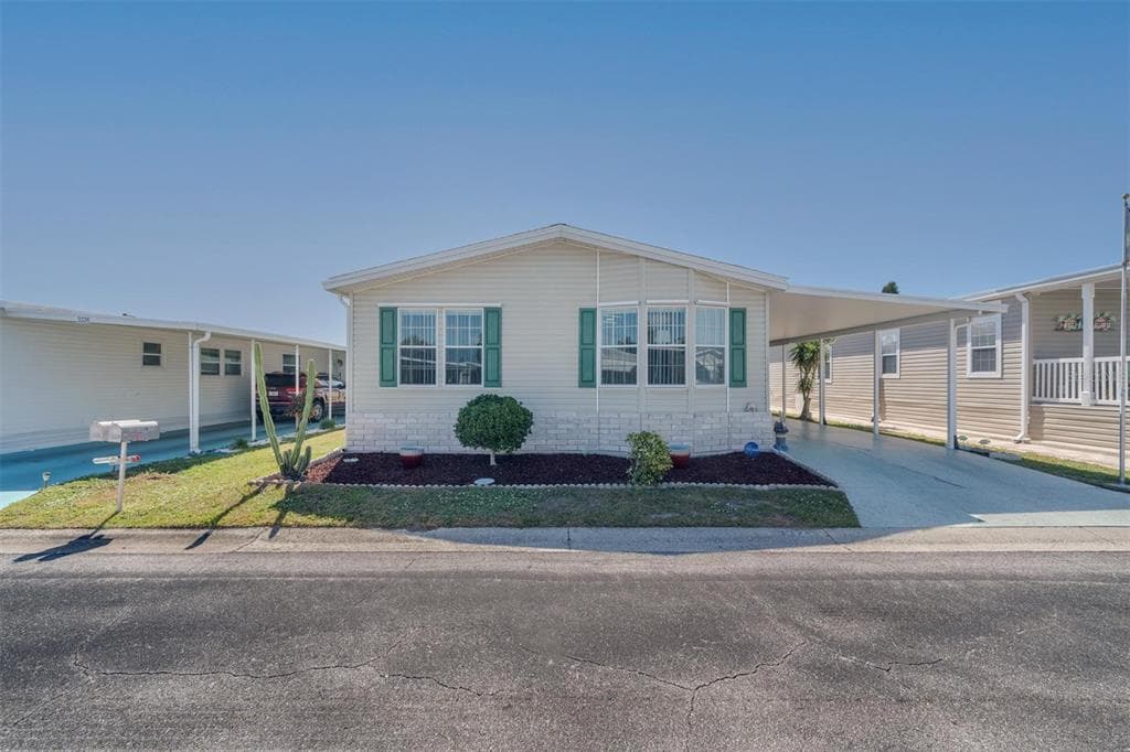 3324 OVERCUP OAK TERRACE SARASOTA, FL 34237