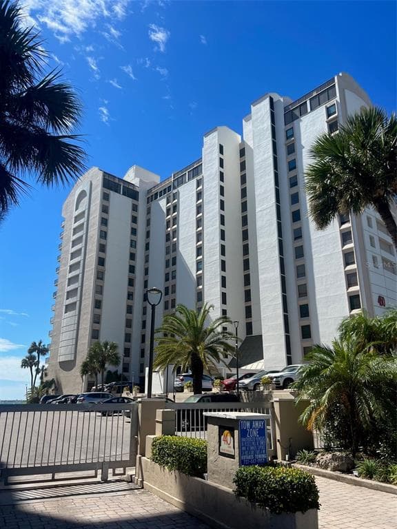 450 S GULFVIEW BOULEVARD UNIT 1603 CLEARWATER, FL 33767