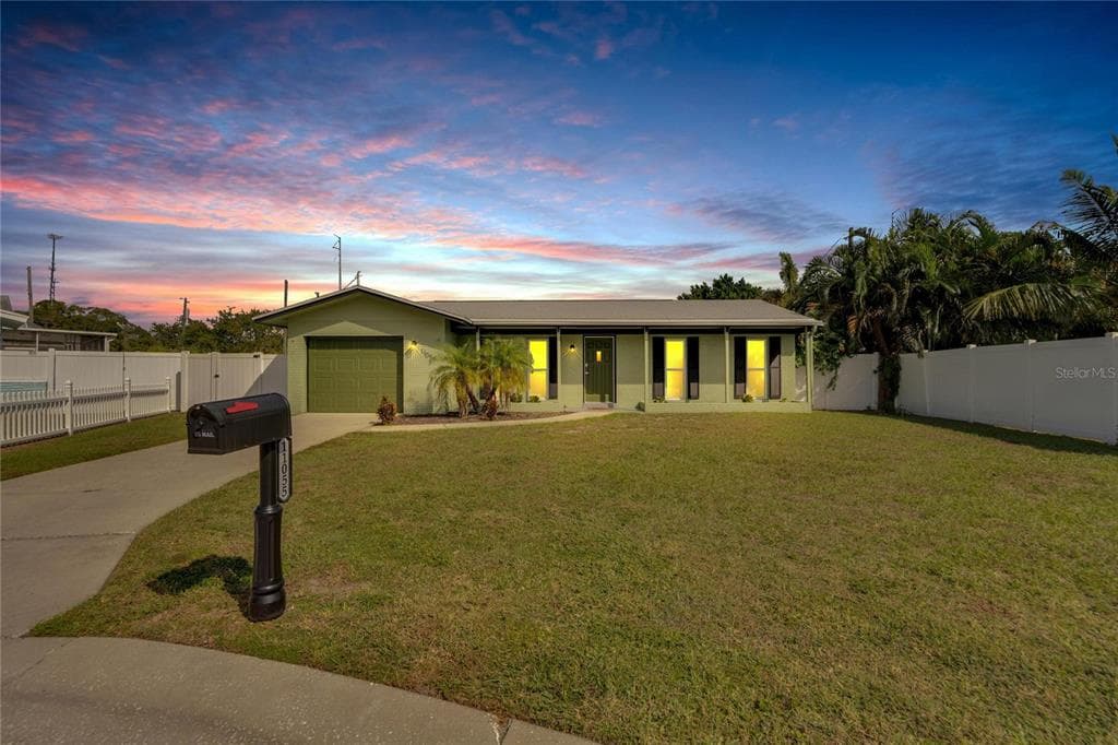 11055 64TH TERRACE SEMINOLE, FL 33772