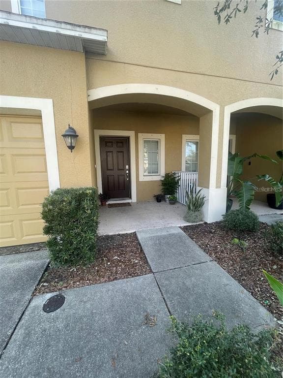 6958 TOWNE LAKE ROAD RIVERVIEW, FL 33578