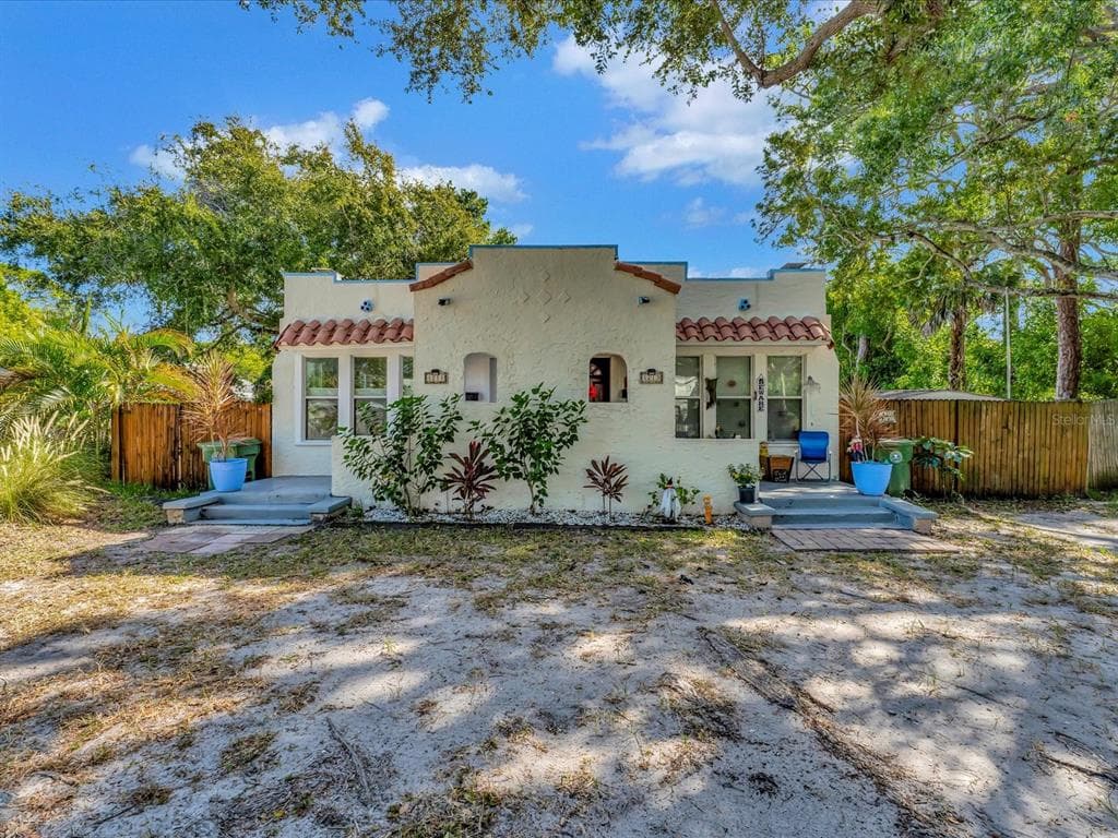 1211 26TH STREET W BRADENTON, FL 34205