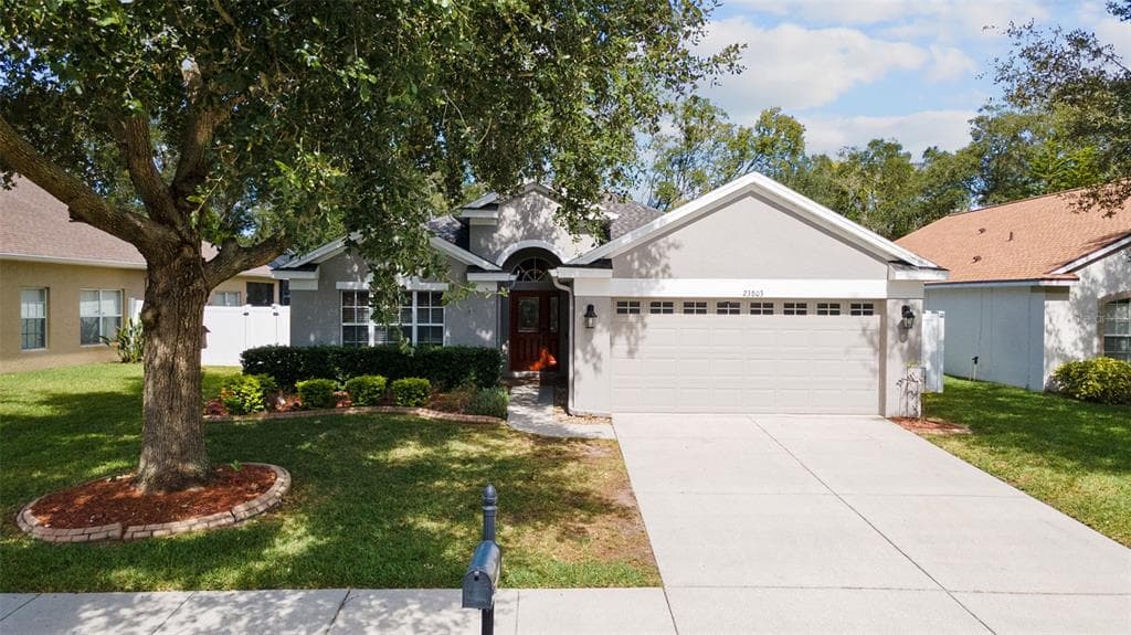 23803 HASTINGS WAY LAND O LAKES, FL 34639