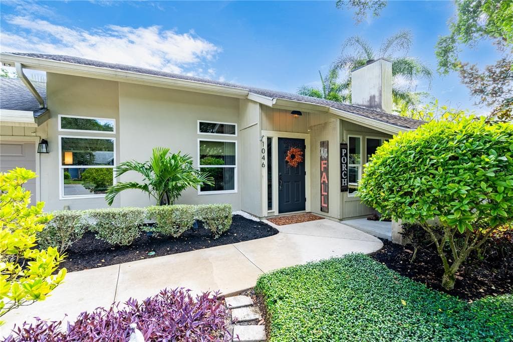 1046 GREYSTONE LANE SARASOTA, FL 34232