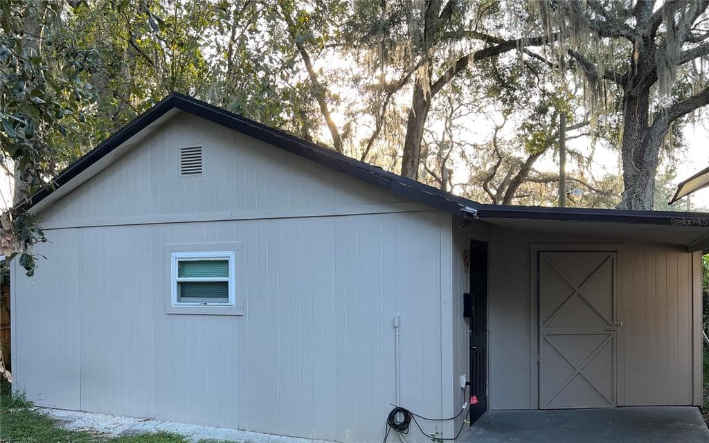 5324 LIME AVENUE SEFFNER, FL 33584