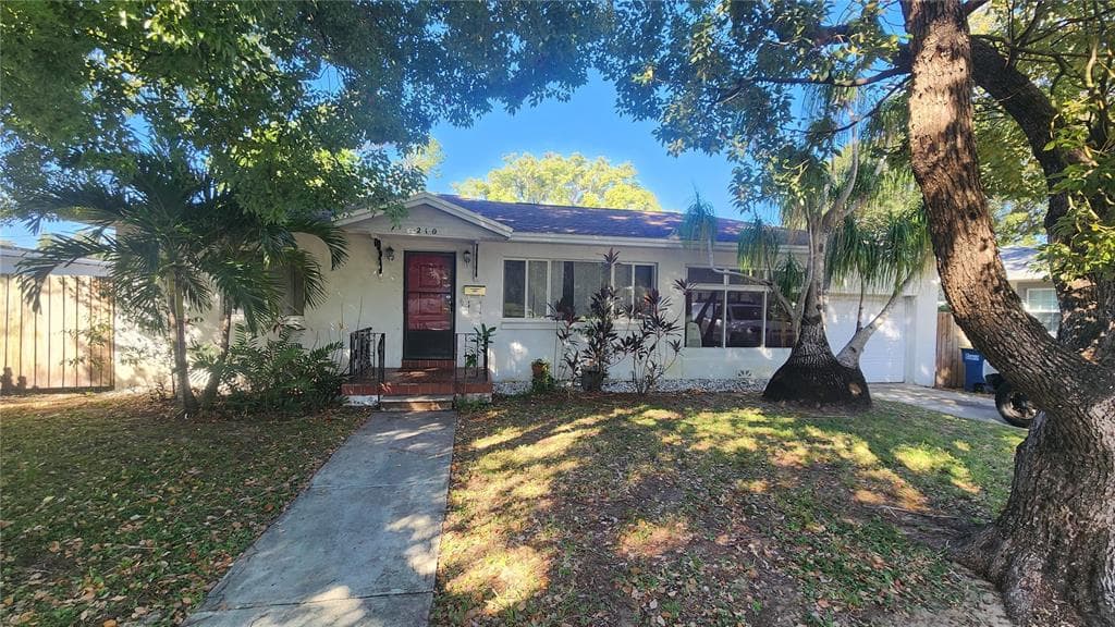 210 S EVERGREEN AVENUE CLEARWATER, FL 33756