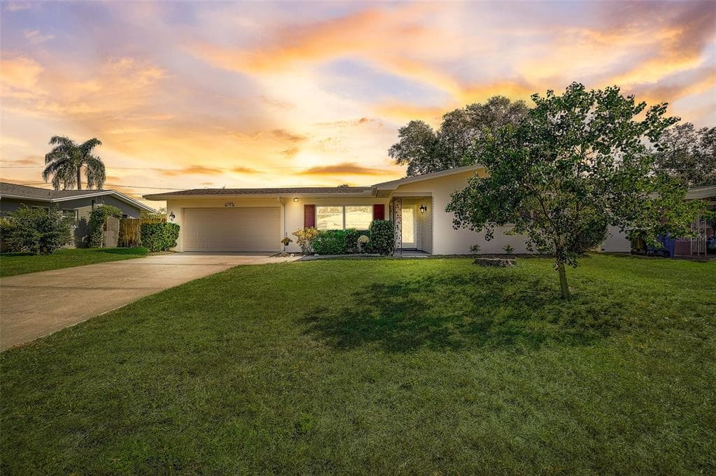 1743 RIDGEWAY DRIVE CLEARWATER, FL 33755