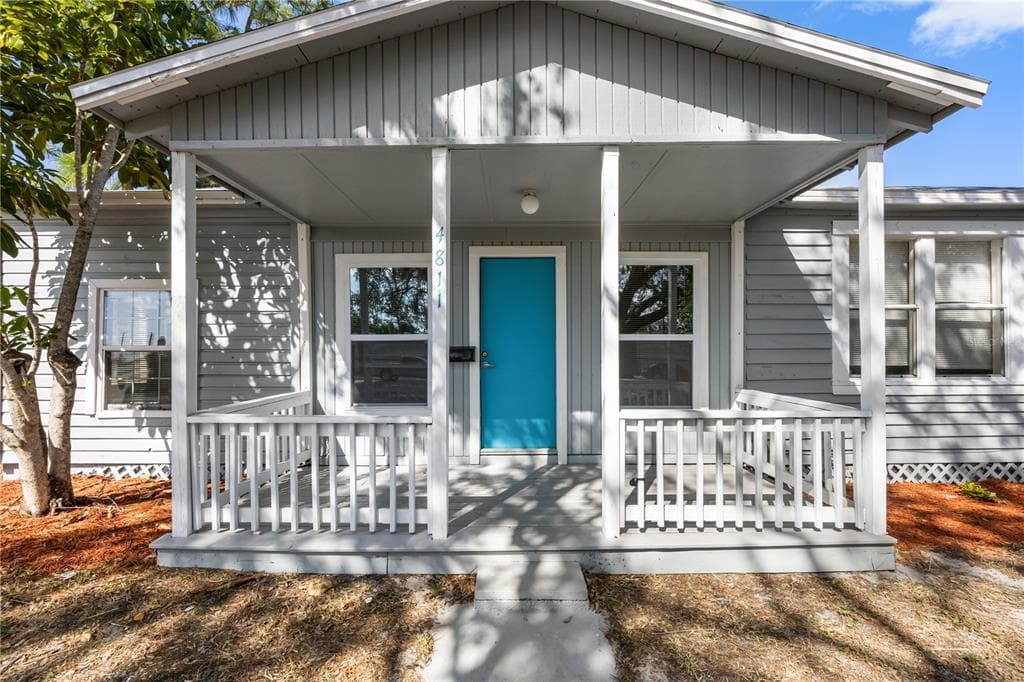 4811 FAIRFIELD AVENUE S ST PETERSBURG, FL 33711
