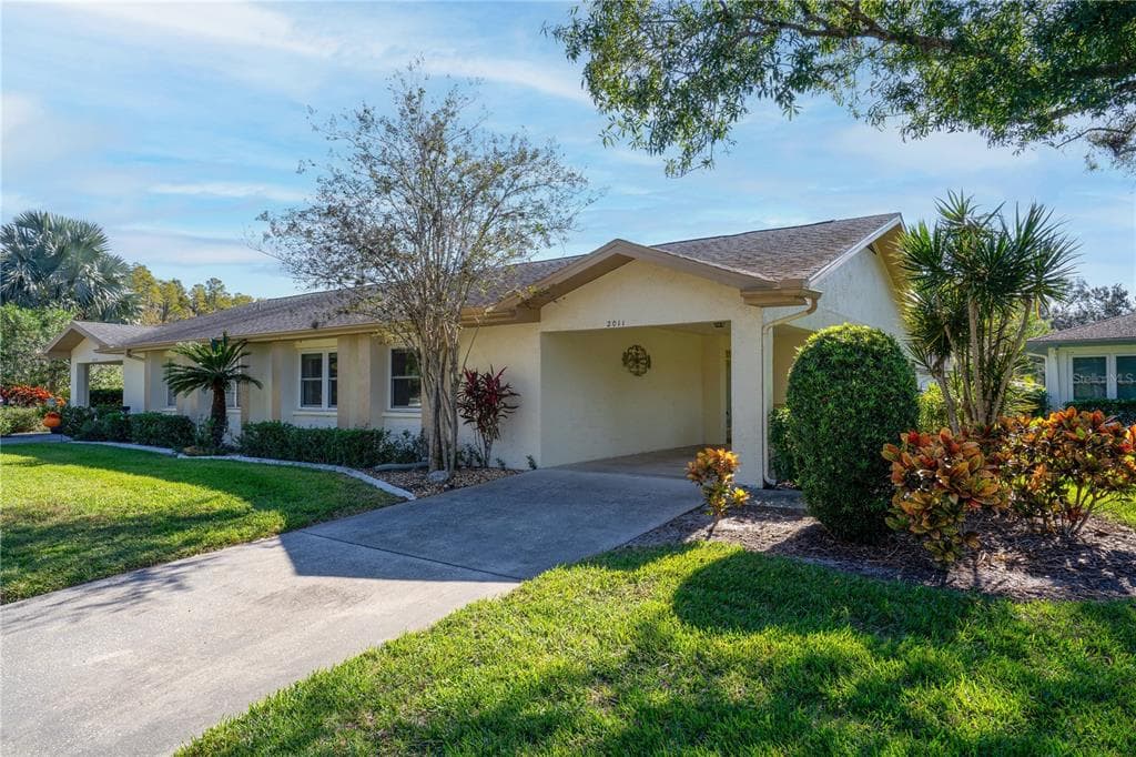 2011 HAWKHURST CIRCLE UNIT , SUN CITY CENTER, FL 33573