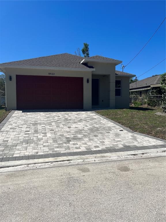 8922 N NEWPORT AVENUE TAMPA, FL 33604