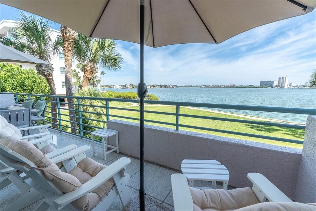 8001 SAILBOAT KEY BOULEVARD S UNIT 102