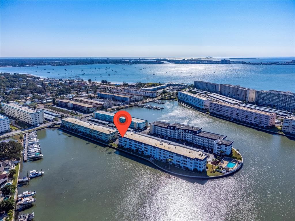5955 30TH AVENUE S UNIT 214 GULFPORT, FL 33707