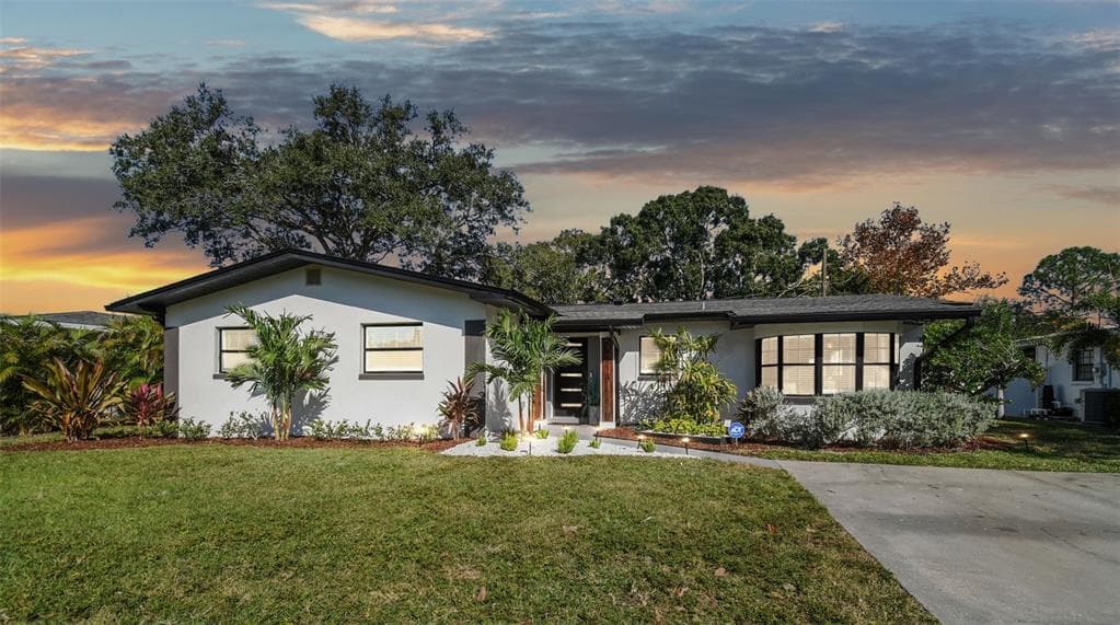 4713 W CHAPIN AVENUE TAMPA, FL 33611