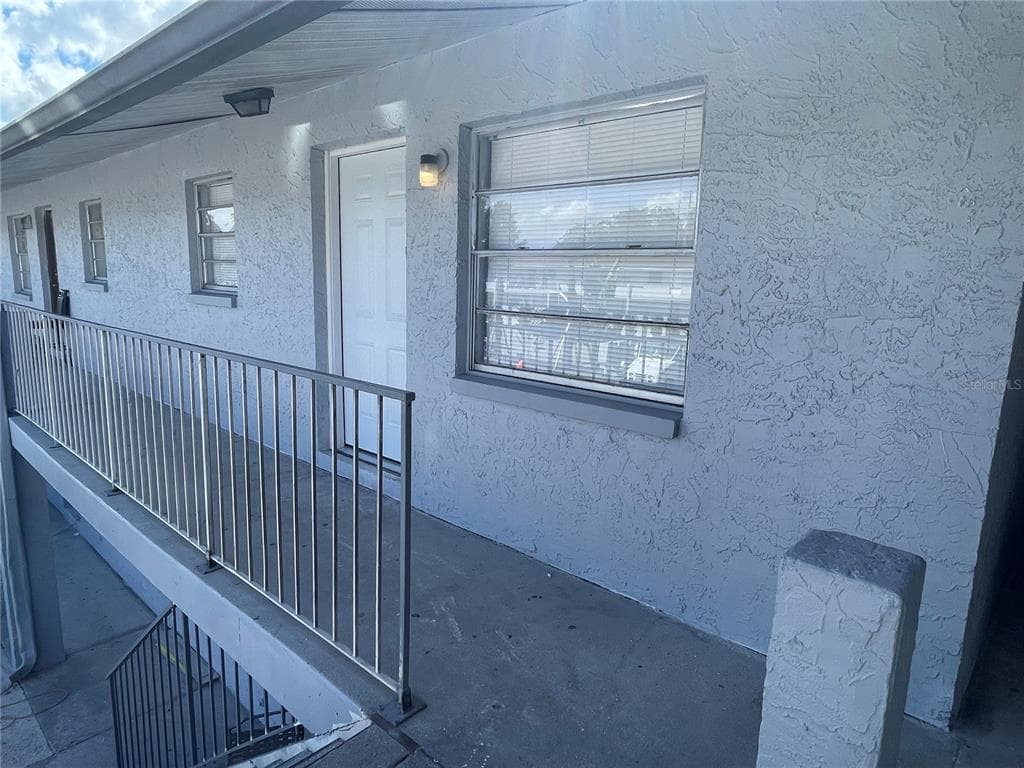 11312 52ND STREET UNIT 18 TAMPA, FL 33617