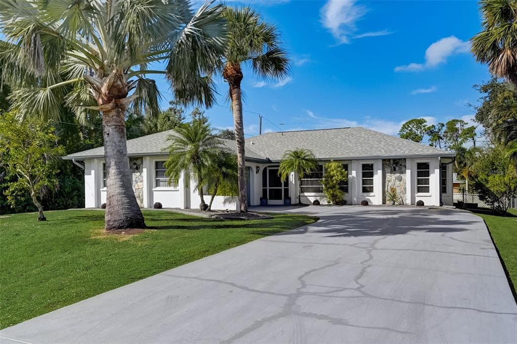 432 CHAMBER STREET NW PORT CHARLOTTE, FL 33948