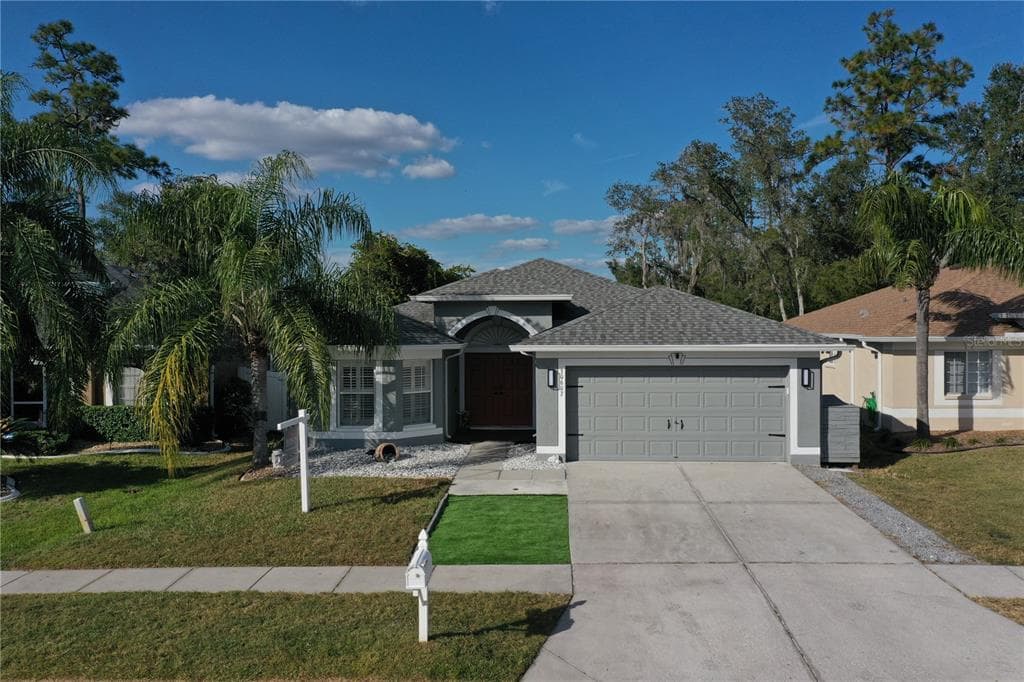 30607 MIDTOWN COURT WESLEY CHAPEL, FL 33545