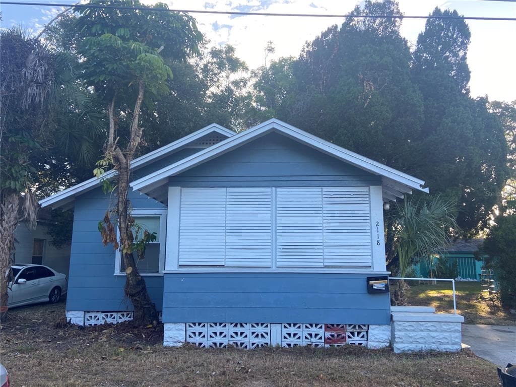 2118 WALTON STREET S ST PETERSBURG, FL 33712