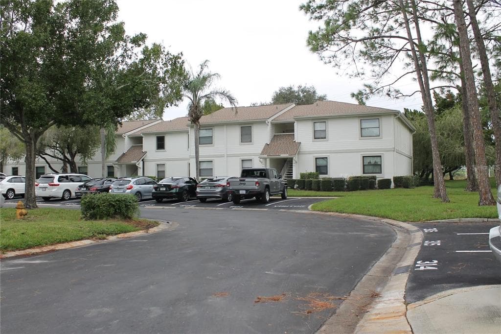 503 MEADOW LANE UNIT 503 OLDSMAR, FL 34677