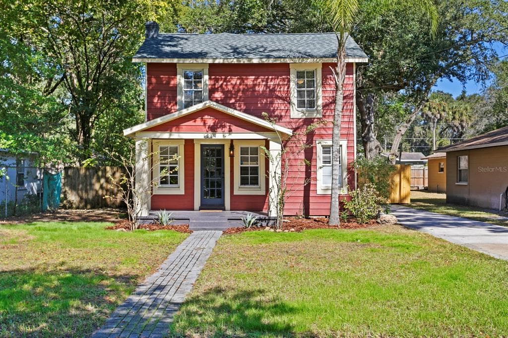 1914 E POWHATAN AVENUE TAMPA, FL 33610