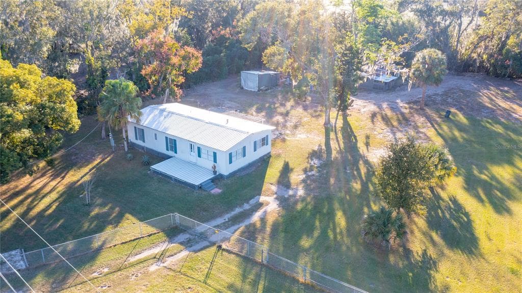 116 OLD WELCOME ROAD LITHIA, FL 33547