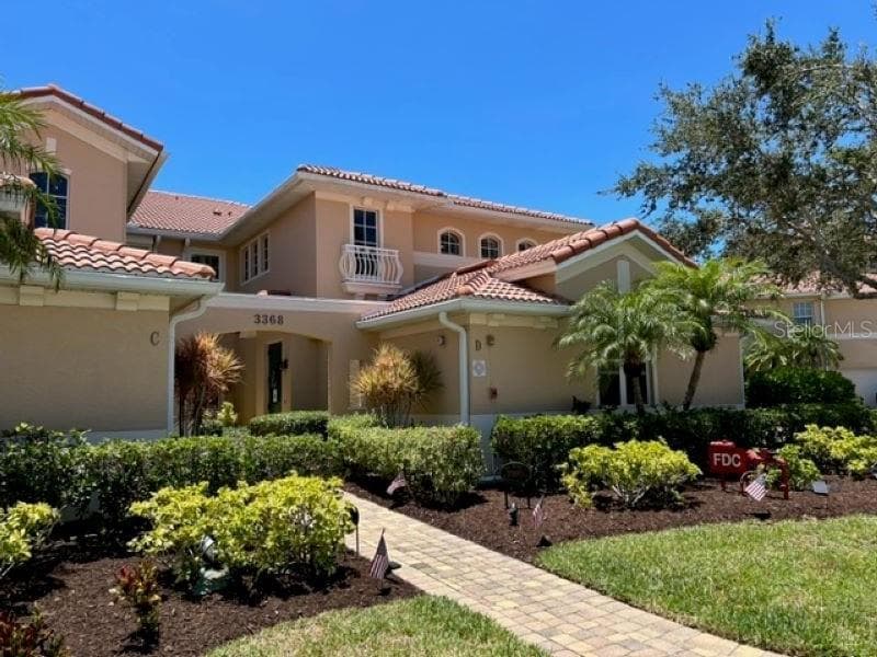 3368 SUNSET KEY CIRCLE UNIT D PUNTA GORDA, FL 33955