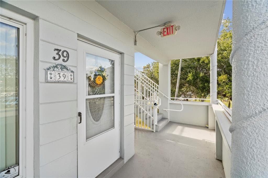 2381 ECUADORIAN WAY UNIT 39 CLEARWATER, FL 33763