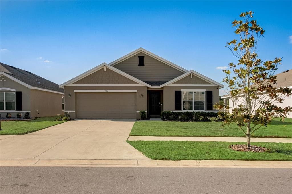 7921 SAIL CLOVER LANE ZEPHYRHILLS, FL 33540