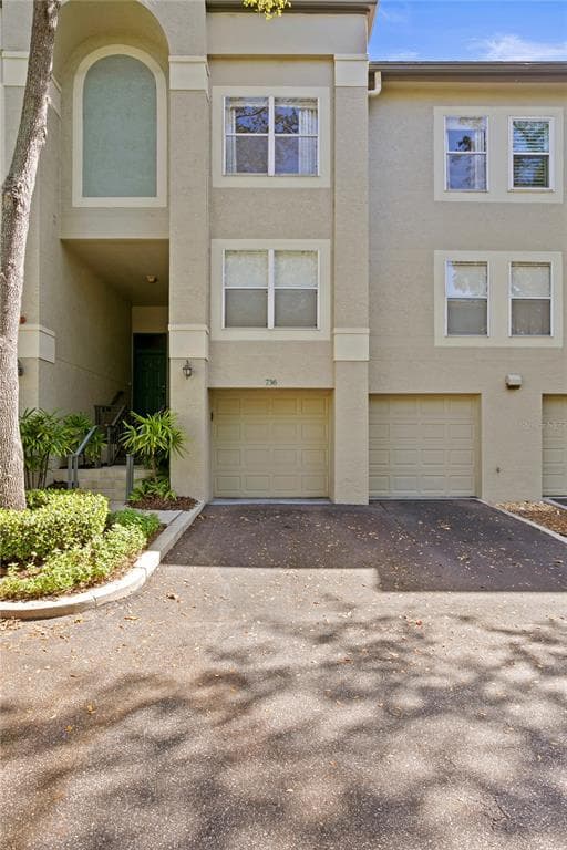 736 SEAGATE DRIVE TAMPA, FL 33602