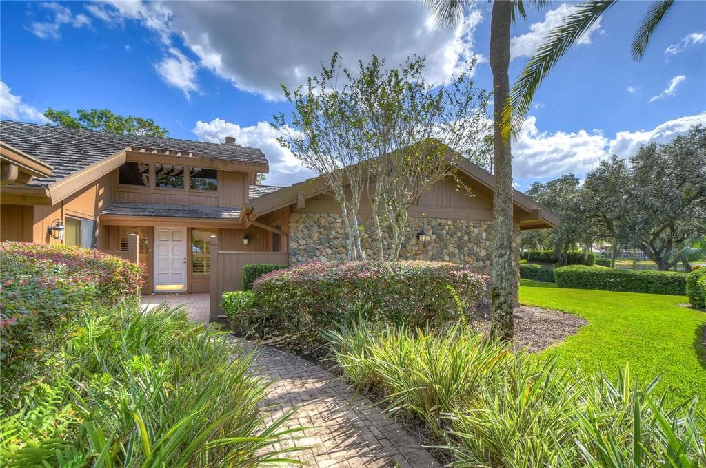 5340 PINE BARK LANE WESLEY CHAPEL, FL 33543