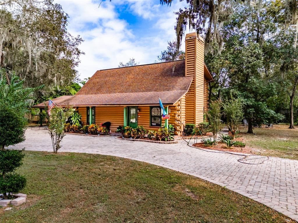 7204 VALRIE LANE RIVERVIEW, FL 33569