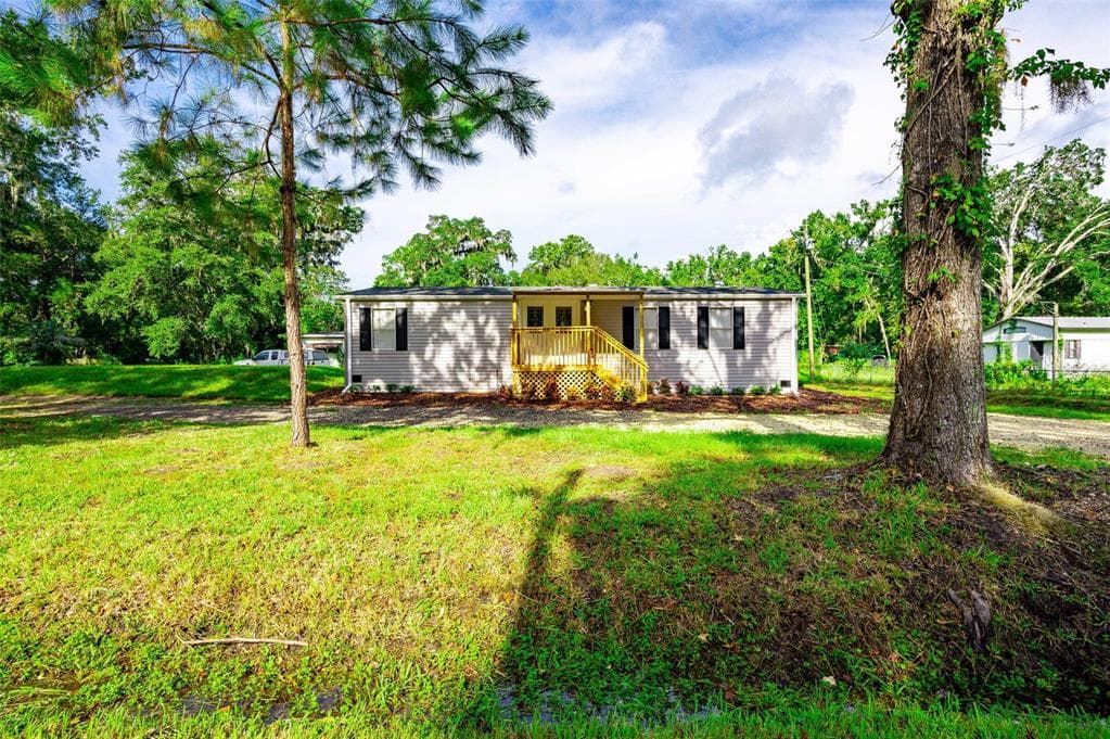 7255 LANDSDALE ST BROOKSVILLE, FL 34601