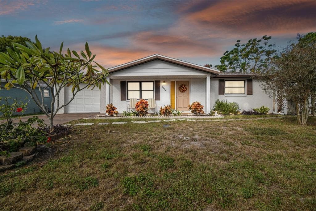 9035 HUNT CLUB LANE PORT RICHEY, FL 34668