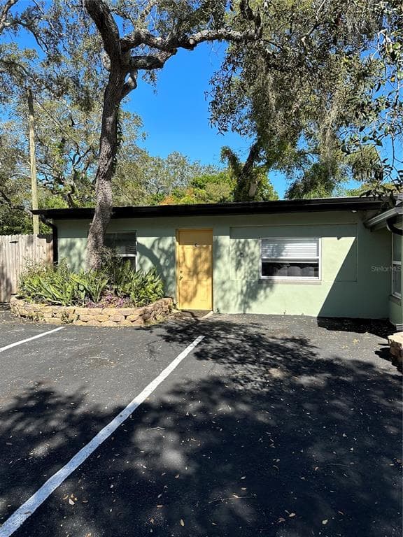 1010 S MARTIN LUTHER KING JR AVENUE UNIT C CLEARWATER, FL 33756