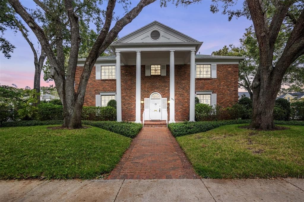 3405 W MULLEN AVENUE TAMPA, FL 33609