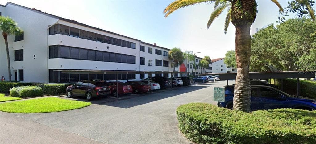 2587 COUNTRYSIDE BOULEVARD UNIT 6207 CLEARWATER, FL 33761