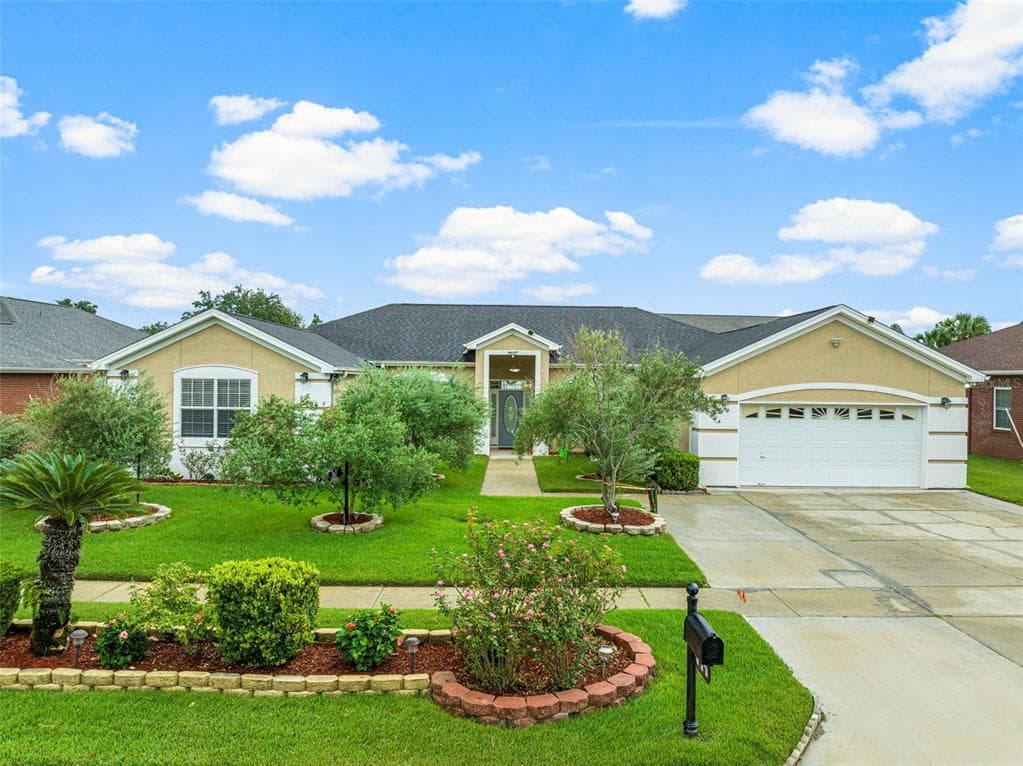 111 COTTONWOOD CIRCLE