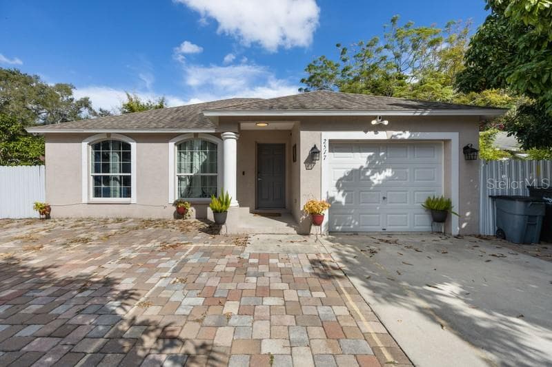2517 48TH AVENUE N ST PETERSBURG, FL 33714