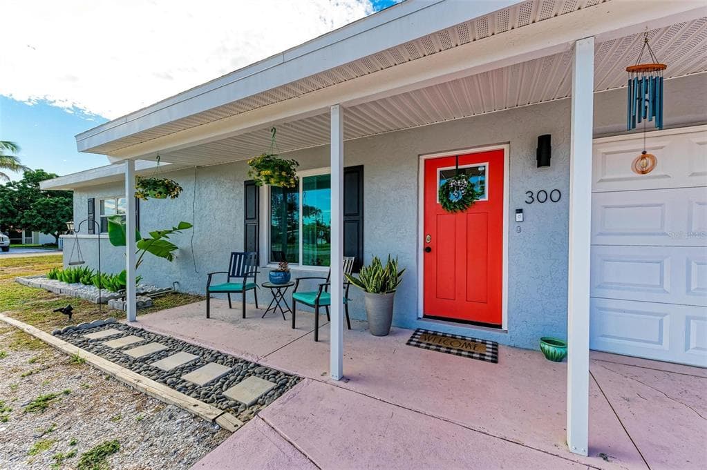 300 60TH STREET W BRADENTON, FL 34209