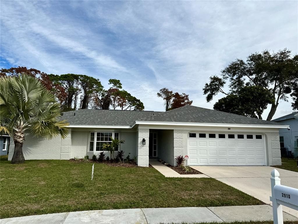 2910 SUMMERVALE DRIVE