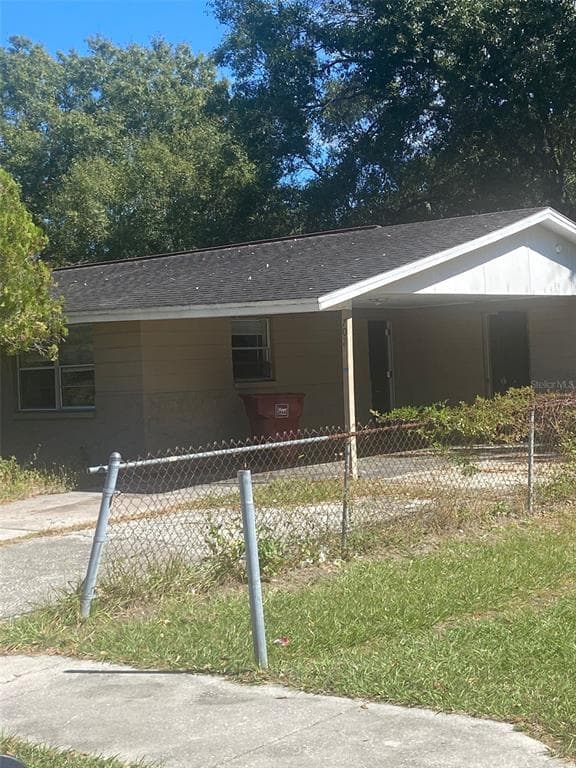 702 S WILKINS AVENUE PLANT CITY, FL 33563