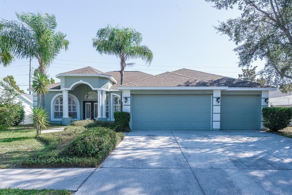 1838 CANOE DRIVE LUTZ, FL 33559
