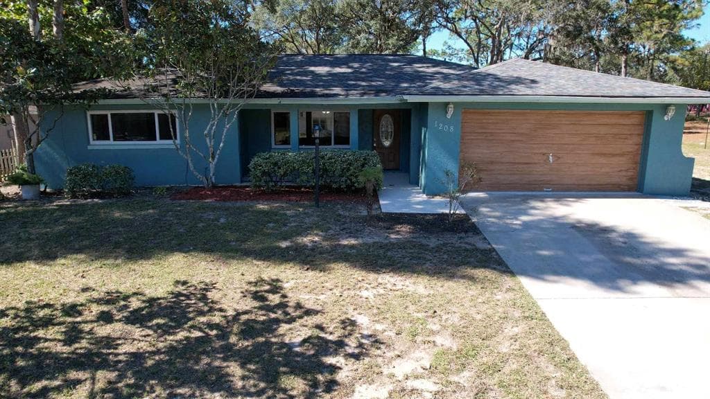 1208 N TIGER POINT LECANTO, FL 34461