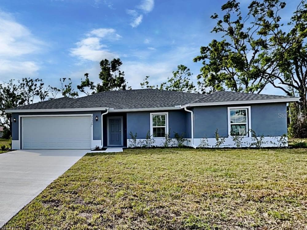 3302 MANHATTAN STREET PORT CHARLOTTE, FL 33952