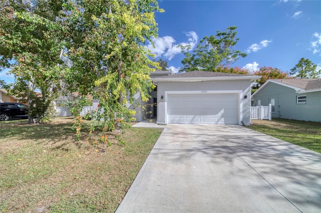 12910 SUNHILL CIRCLE HUDSON, FL 34667